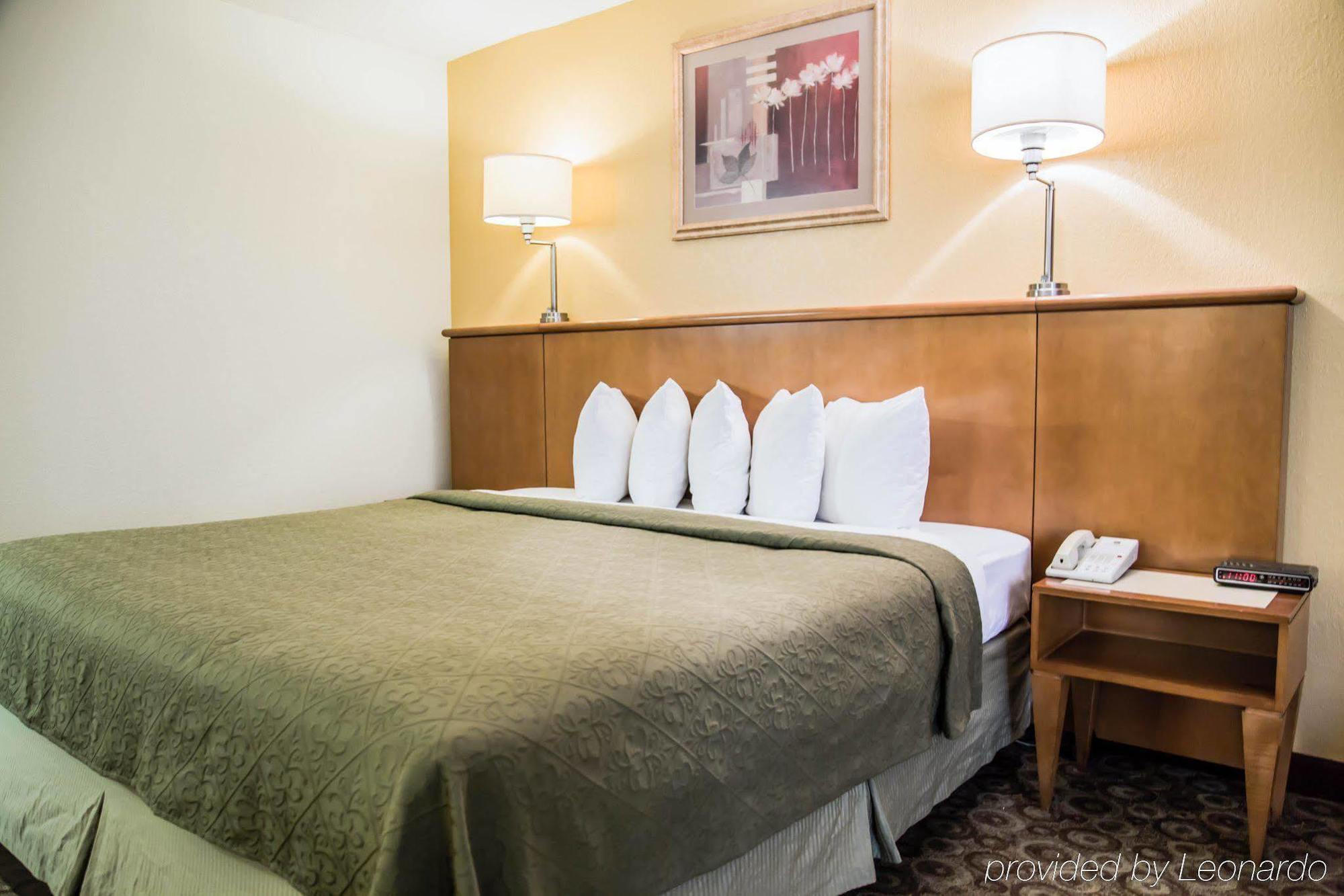 Quality & Near The Theme Parks Hotel 3*