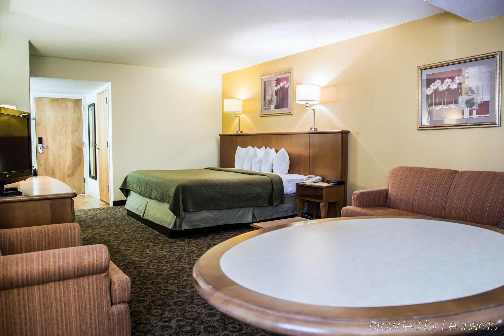 Quality & Near The Theme Parks Hotel