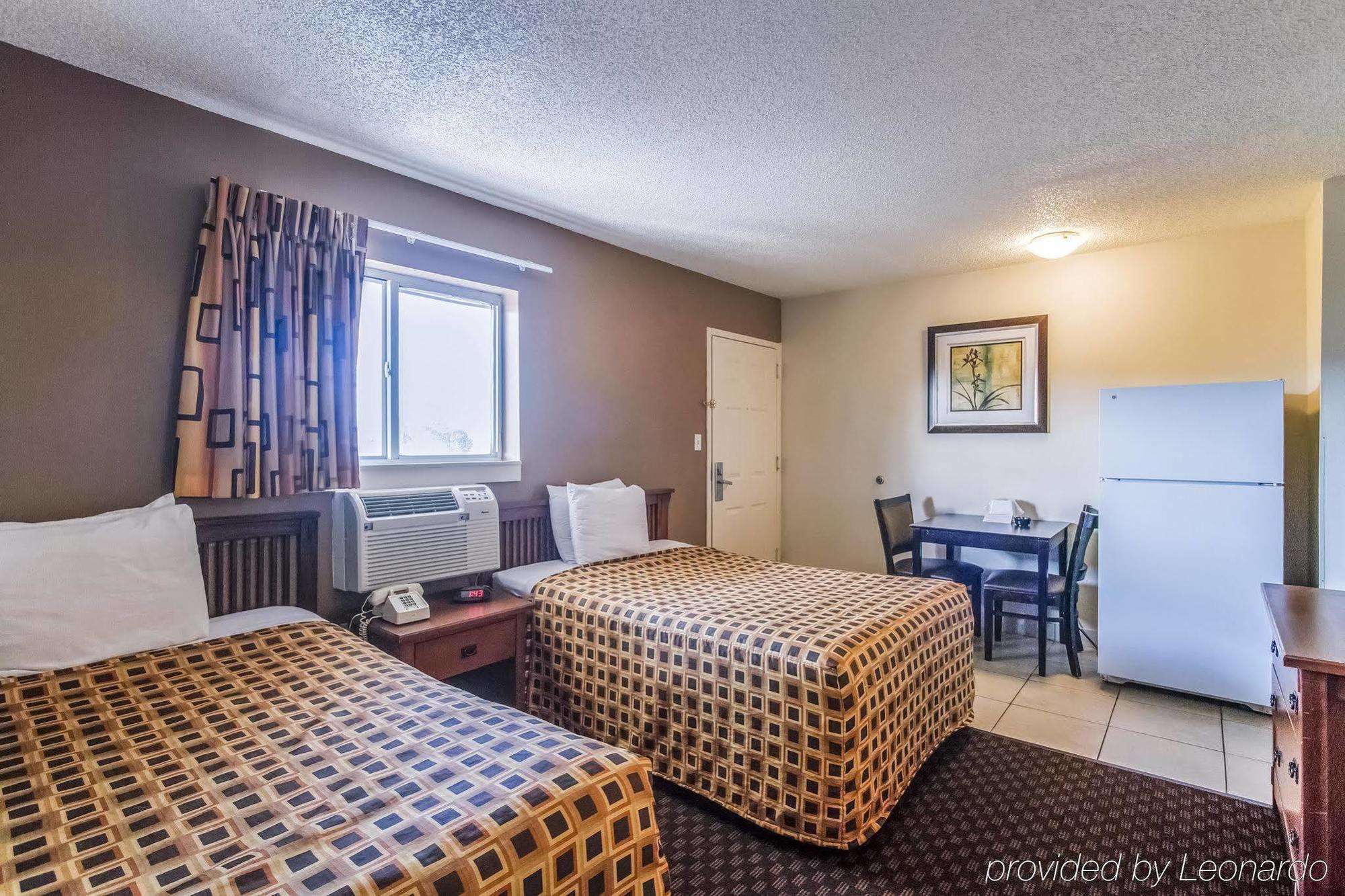 Motel Hometowne By Red Roof Orlando South