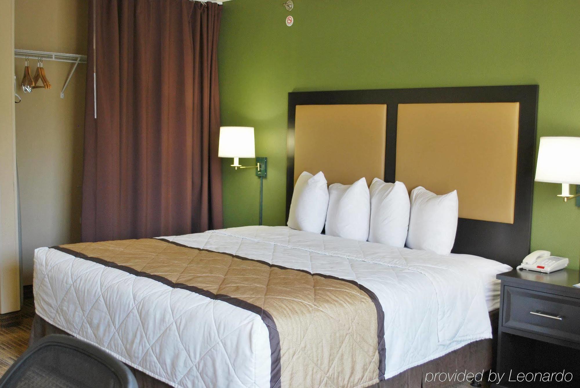 Extended America Select - Orlando - Southpark - Equity Row Hotel