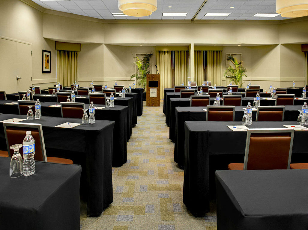 Hotel Four Points By Sheraton International Drive 3*