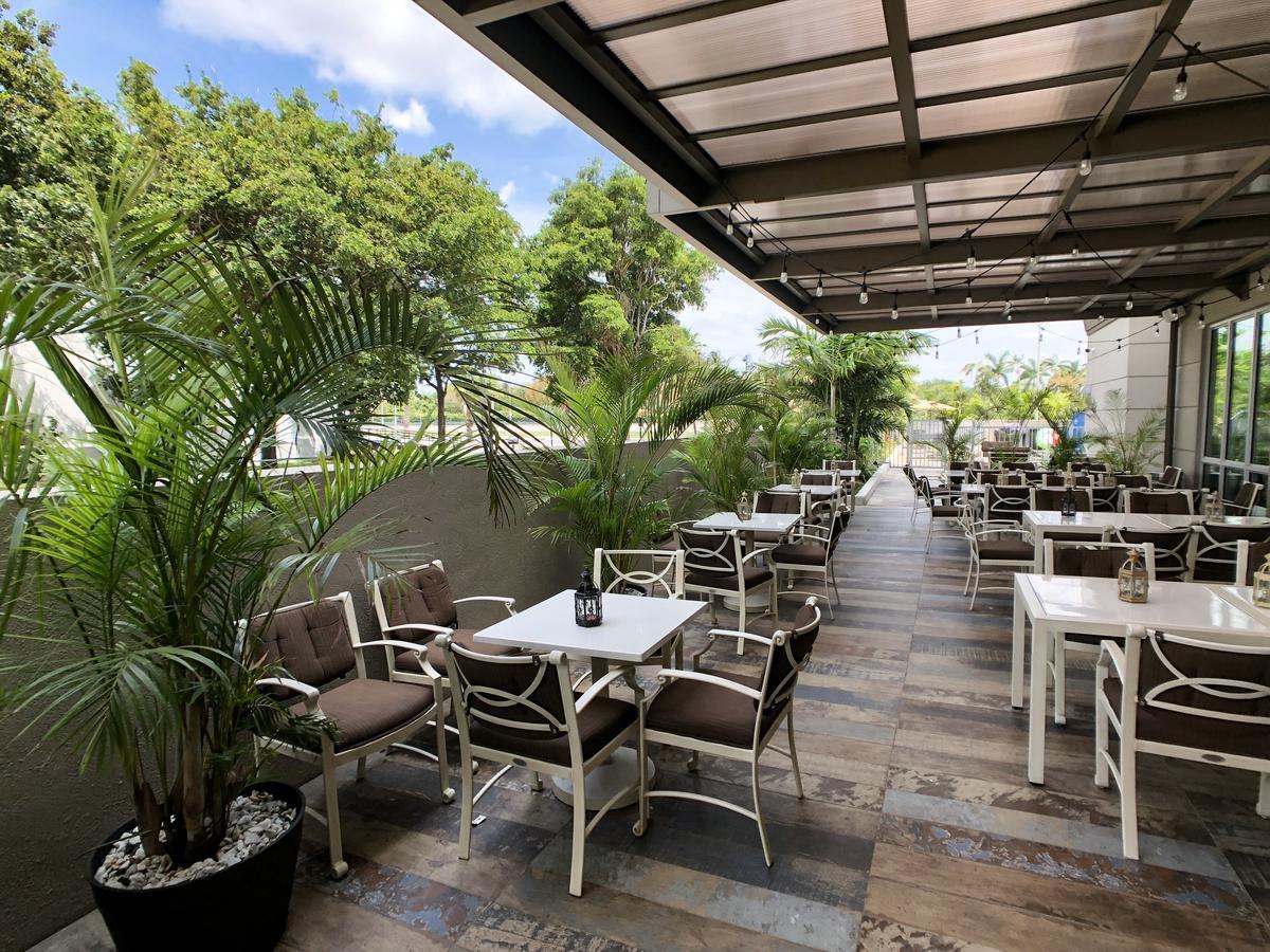 Wingate By Wyndham Miami Airport Doral