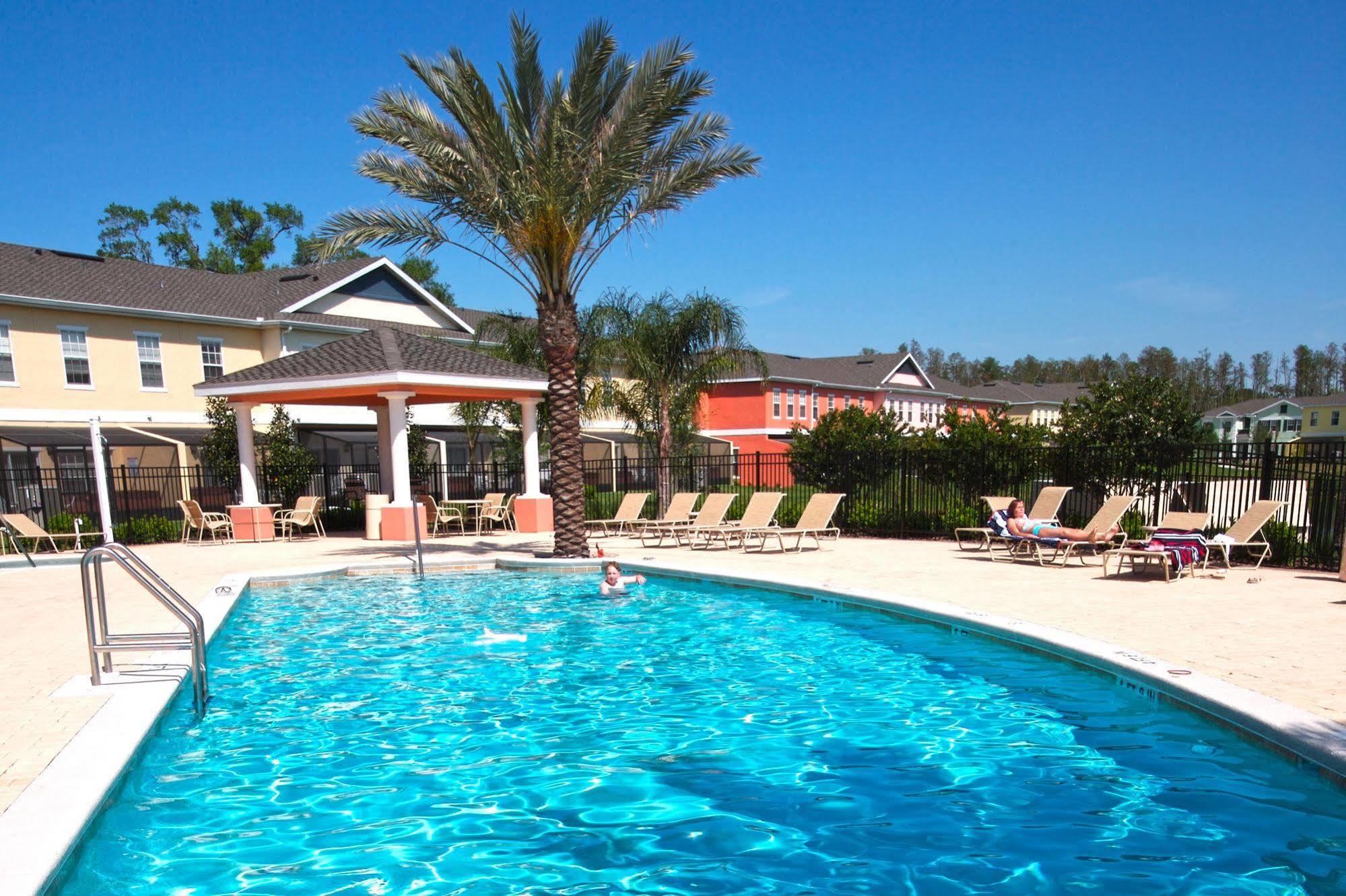 Coral Cay A Sky 3*
