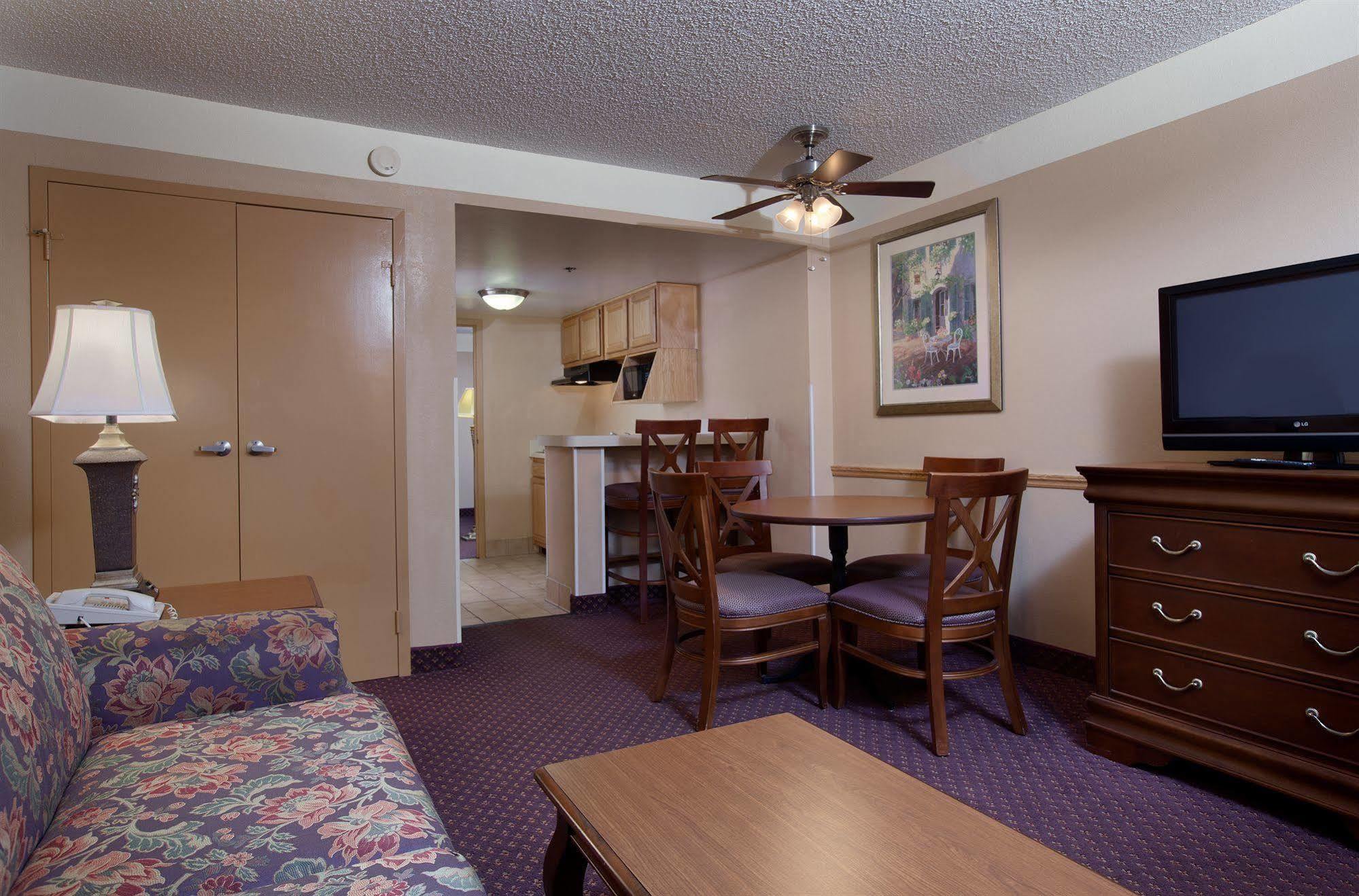 Staybridge Orlando Royale Parc By Ihg Hotel Kissimmee