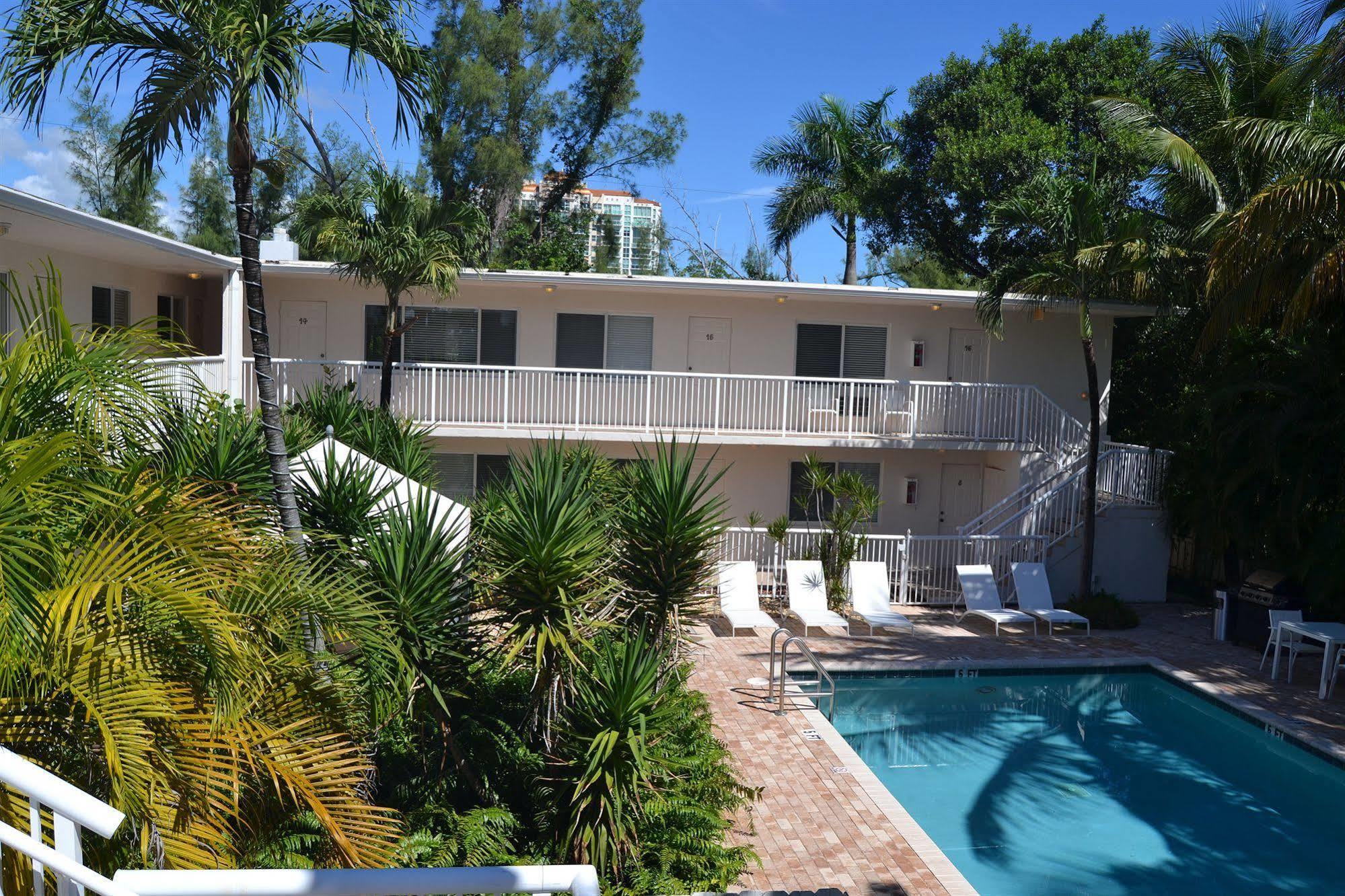 Cocobelle - Lauderdale 3*