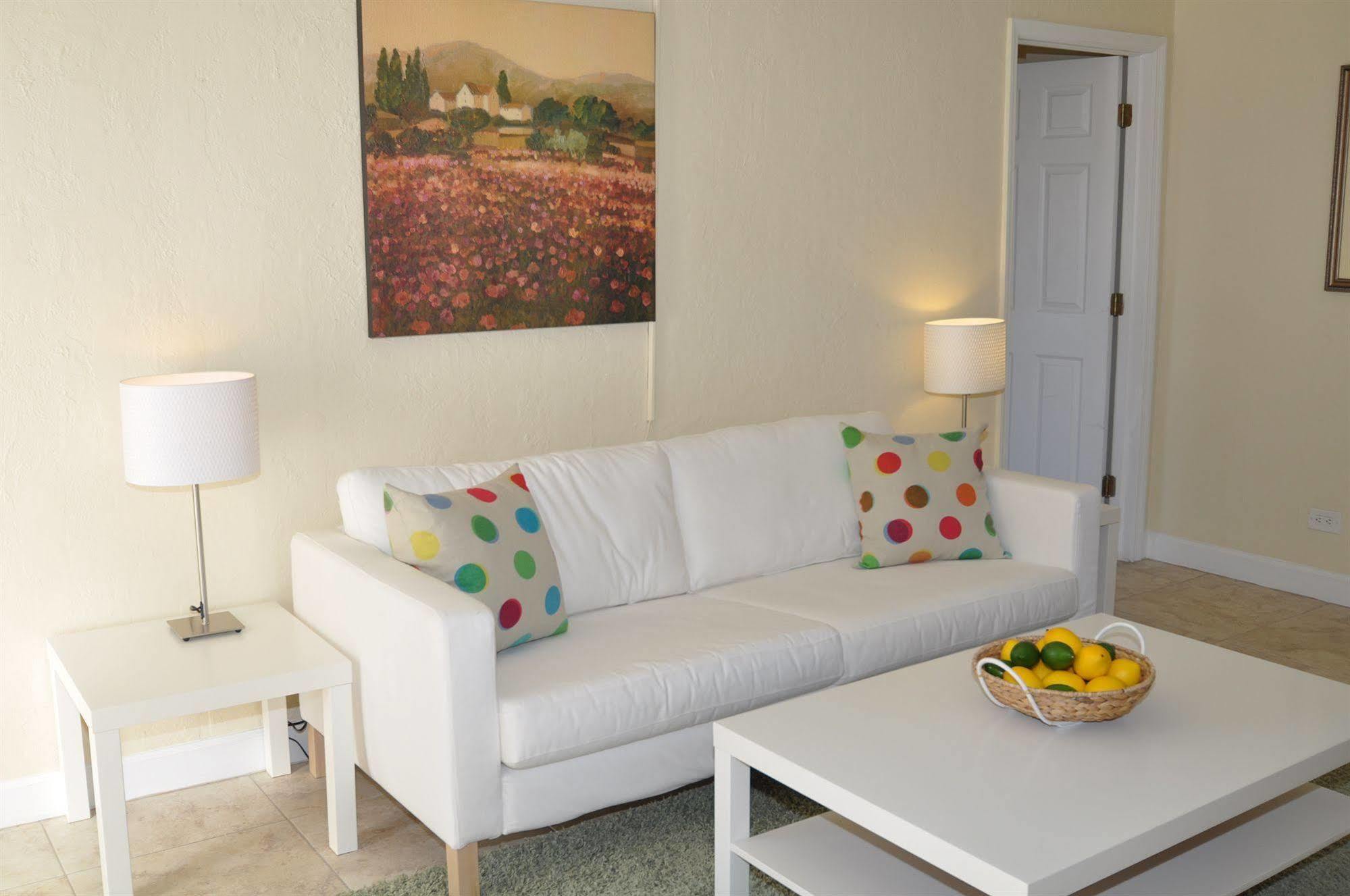 Hotel Cocobelle - Lauderdale