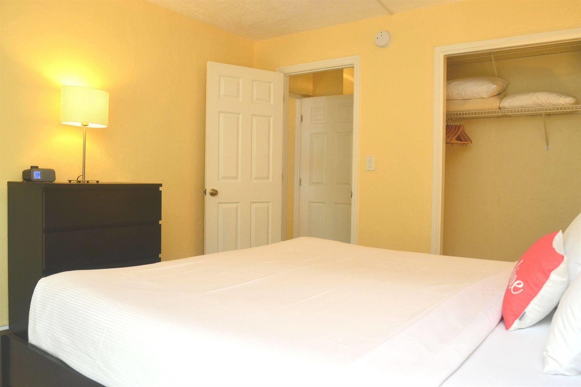 Cocobelle - Lauderdale 3* Fort Lauderdale
