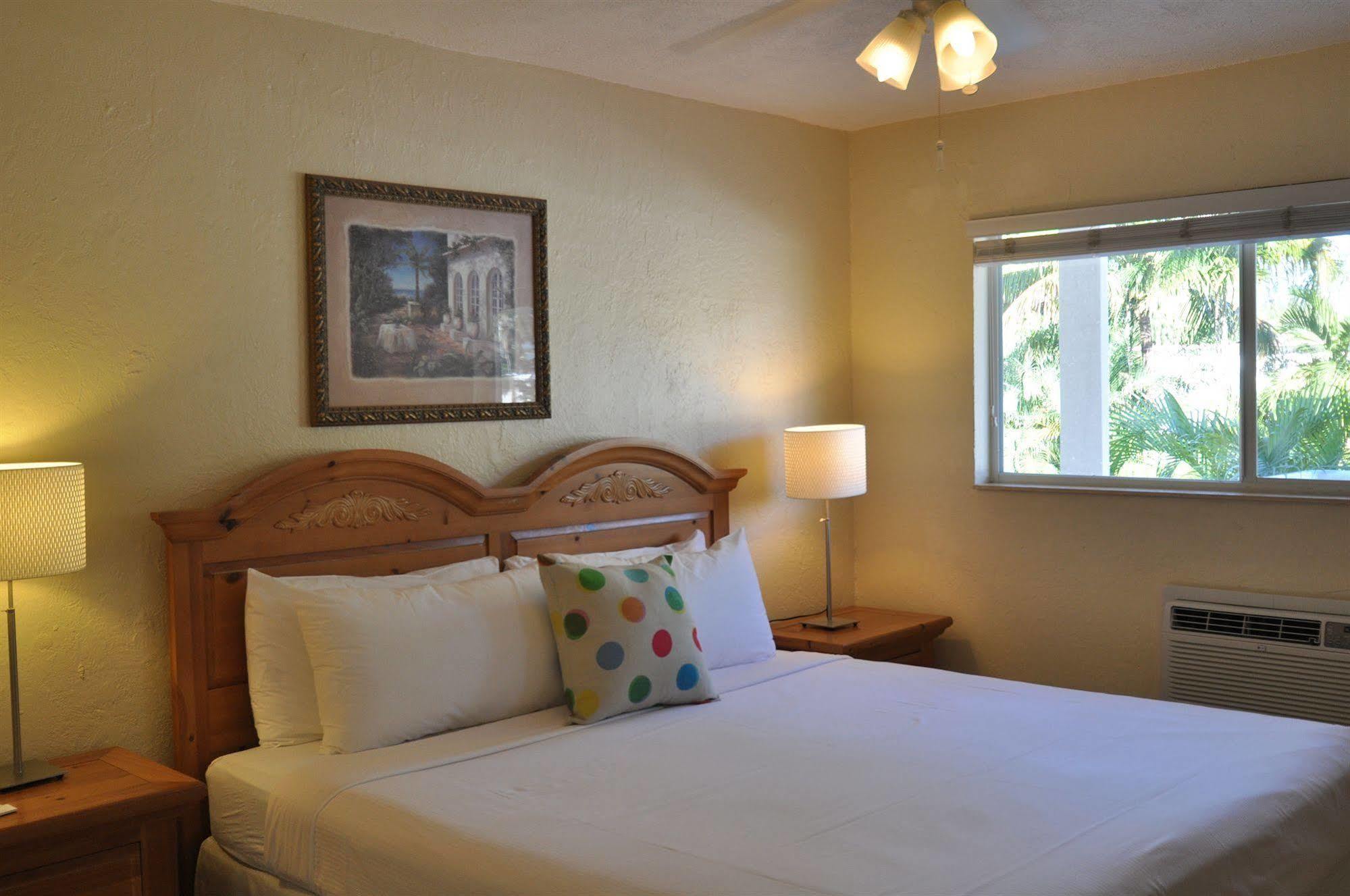 Cocobelle - Lauderdale 3* Fort Lauderdale