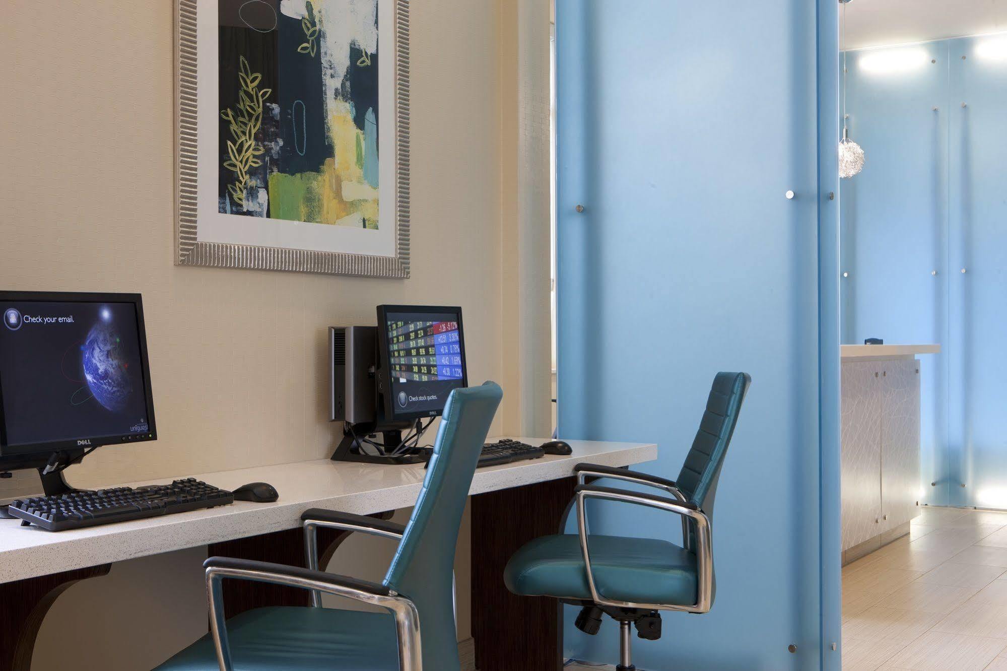 Springhill By Marriott Orlando At Seaworld Hotel 3*