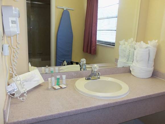 Claremont Kissimmee Hotel