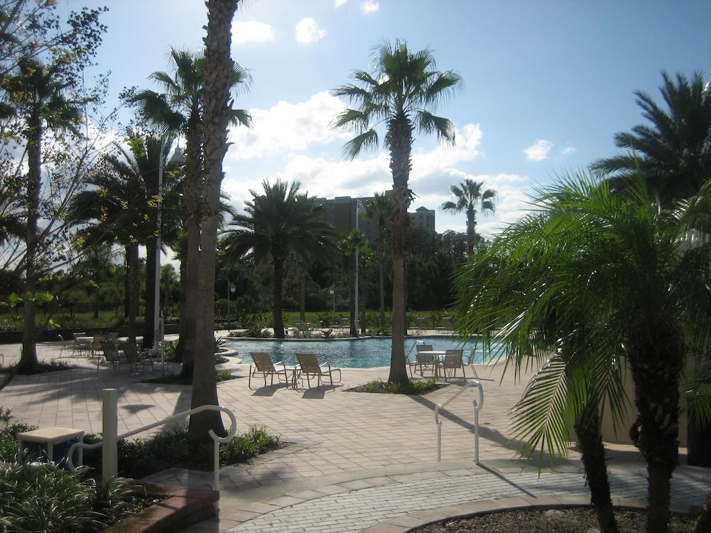 Monumental Orlando Hotel