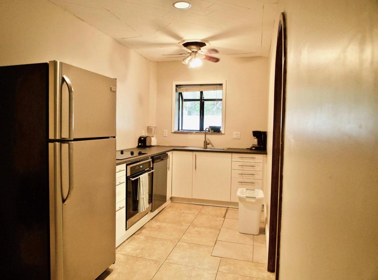 Apartment Bayview Crowns