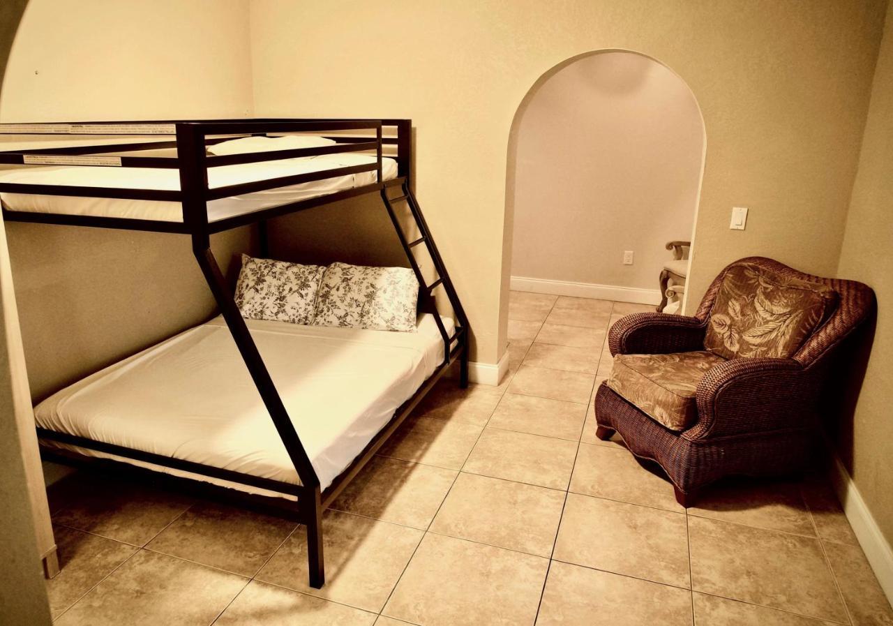 Bayview Crowns Apartment
