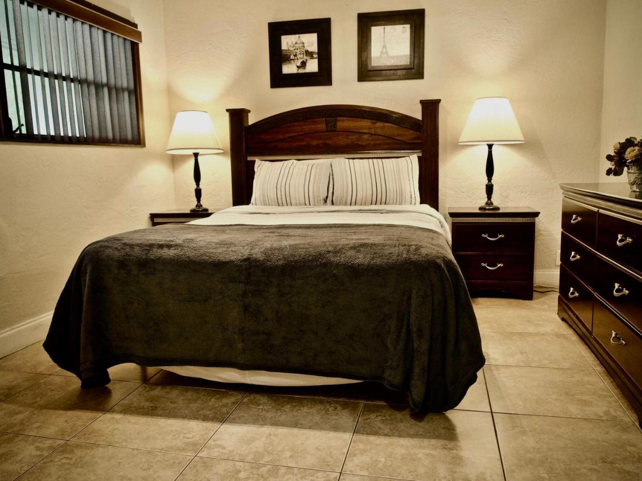 Bayview Crowns Fort Lauderdale