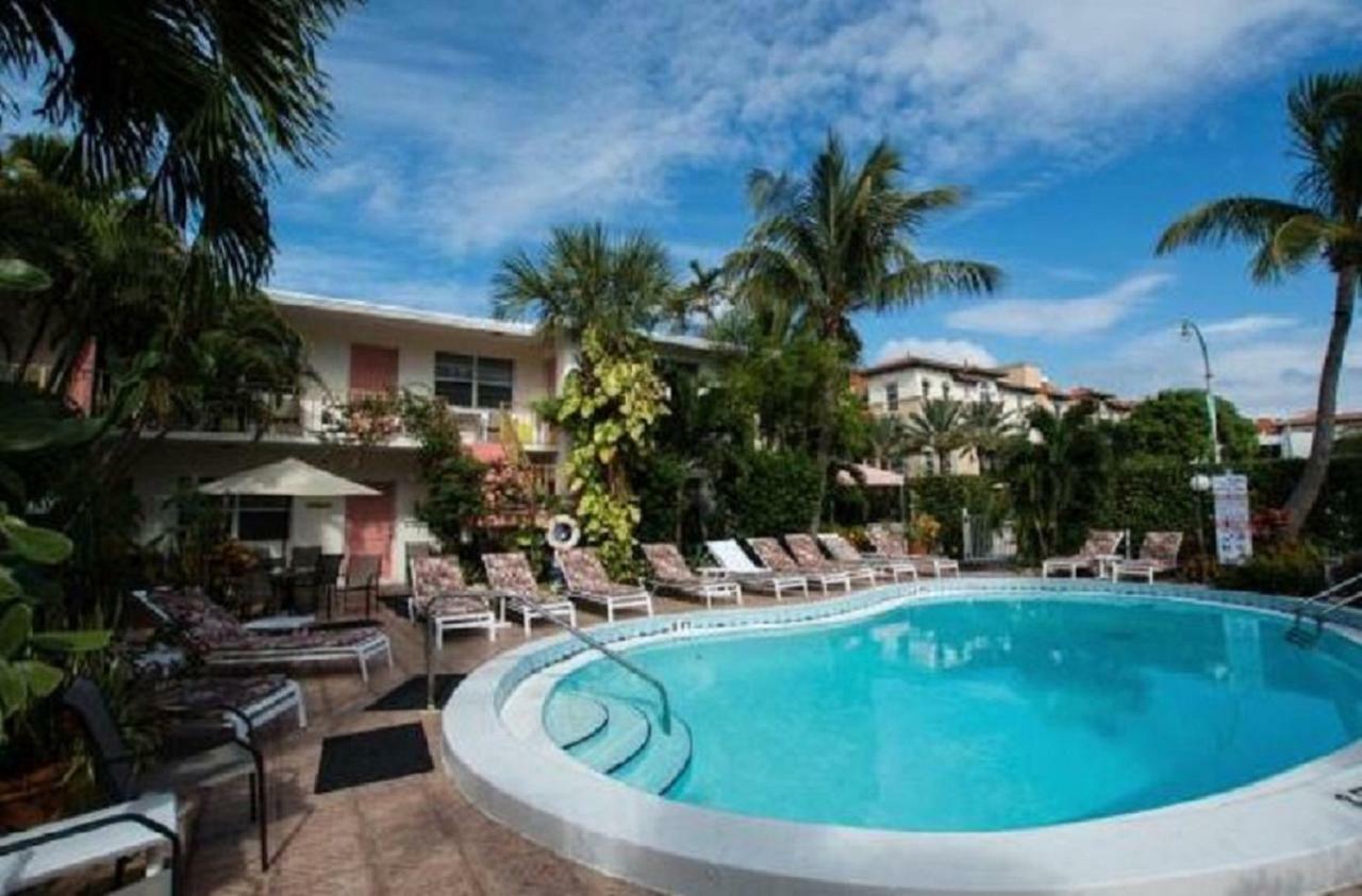 Hotel Shore Haven