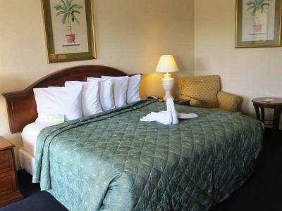 Days By Wyndham Orlando Airport Florida Mall Williamsburg