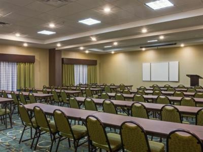Hotel Express & Orlando East-ucf Area By Ihg