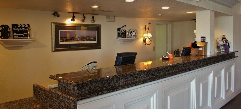 Hotel Monumental Movieland 3*