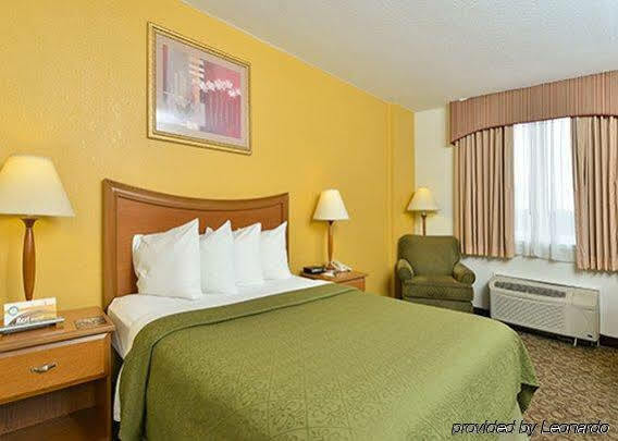 Quality & Near The Theme Parks Hotel 3*