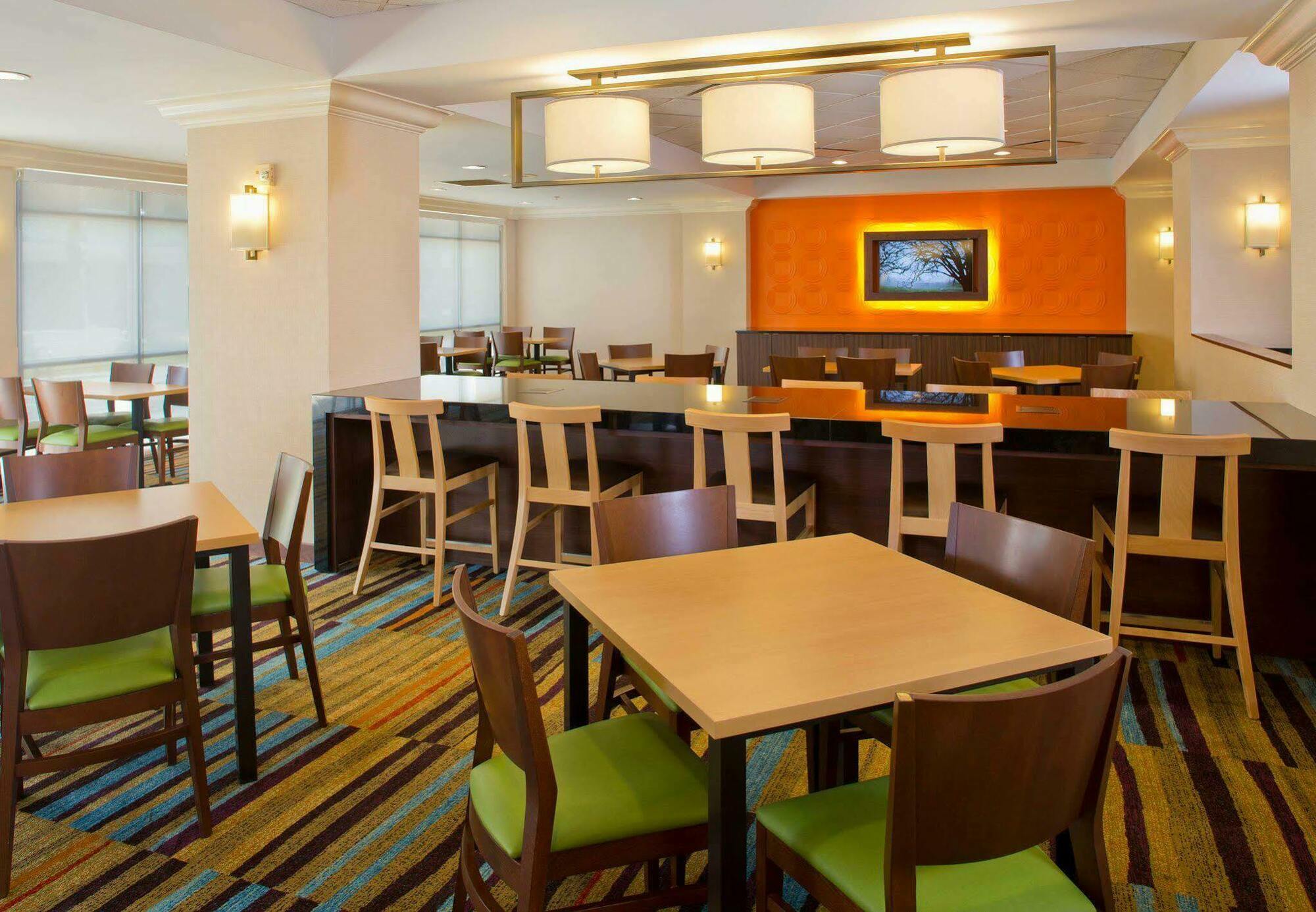 Fairfield & By Marriott Orlando Buena Vista In The Marriott Village Hotel