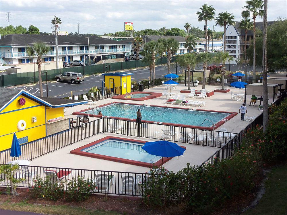 Claremont Kissimmee Hotel 2*