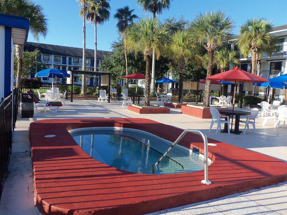 Hotel Claremont Kissimmee Celebration