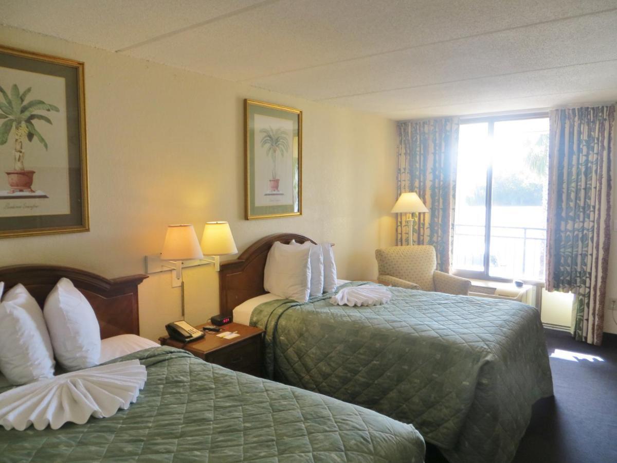 Days By Wyndham Orlando Airport Florida Mall Hotel Williamsburg