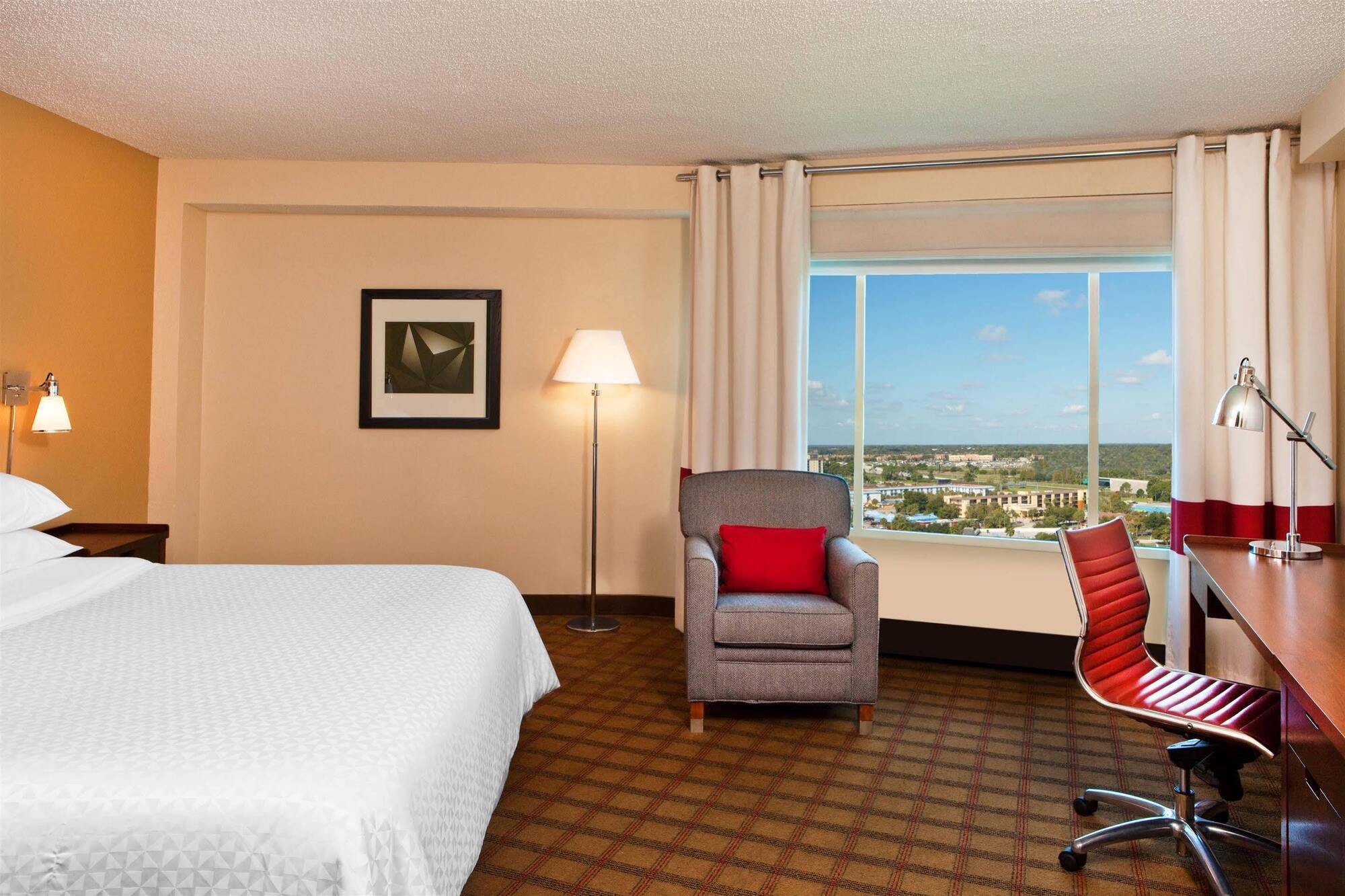 Four Points By Sheraton International Drive 3*