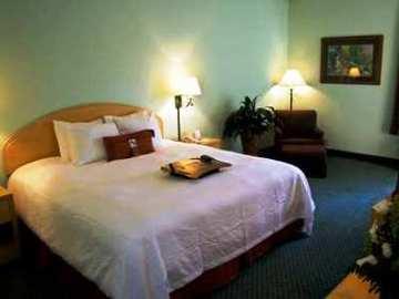 Hampton & Orlando-east Ucf Hotel 3*