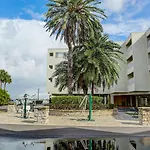 202-Pool, Wifi, Close To Bucs Stadium