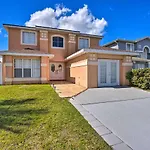 Orlando Home With Lake View, Pool And Game Room!