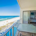 Regency Towers 710, 2 Bedrooms, Sleeps 8, Beachfront, Wi-Fi, Pool, Complimentary Beach Chairs And Umbrella