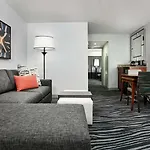 Embassy Suites By Hilton Orlando Airport