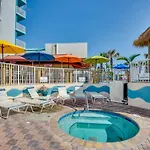 Daytona Beach Studio With Ocean View And Amenities!