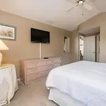 Executive Waterfront 4 Bed 3 Bath, South Facing With Private Pool And Lanai.
