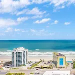 Oceanside Inn 604 - Water Views, Beach Access Pool & Pool Bar
