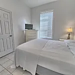 Pineapple Villas