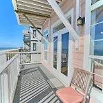Pineapple Villas