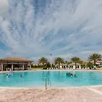 Willy Wonka\'S Villa Within Minutes Of Disney