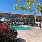 Red Roof Inn Plus & Suites Tampa