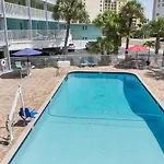 Pelican Pointe Clearwater Beach Hotel