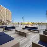 Laketown Wharf 0924