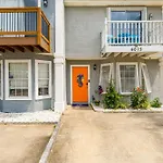 Bellas Beach House