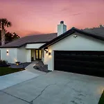 Upscale Tampa Bay Dream Home Pool With Putting Green