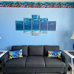 Ocean Breeze - Direct Ocean Front-Pool Is Open