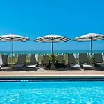 Twin Palms 1701
