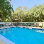 Fairfield Inn And Suites By Marriott Tampa Brandon