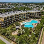 Beach Resort 310