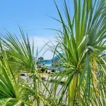 Grand Caribbean West 314 Ocean View Sleeps 6