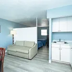Sunrise Resort Motel South